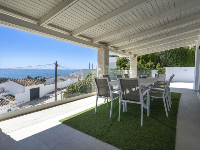 Villa avec 5 Chambres  à La Cala de Mijas