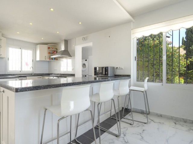 Villa avec 5 Chambres  à La Cala de Mijas