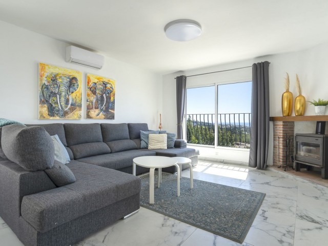 Villa avec 5 Chambres  à La Cala de Mijas