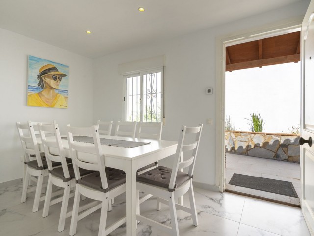 Villa avec 5 Chambres  à La Cala de Mijas