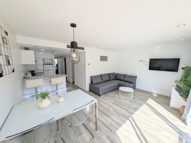 Apartment, Marbella, R4730401