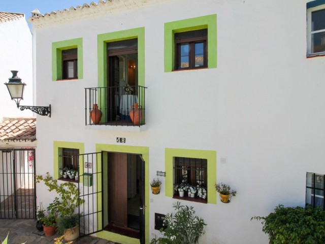 Townhouse, Nueva Andalucia, R4731364
