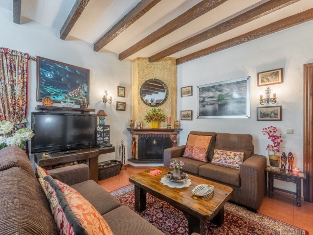 3 Bedrooms Apartment in Benahavís