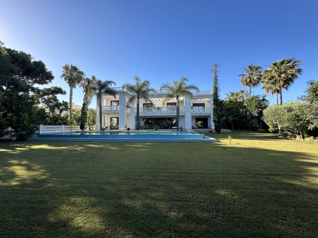Villa, Guadalmina Baja, R4072528
