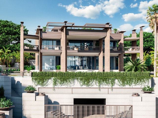 6 Bedrooms Villa in Marbella