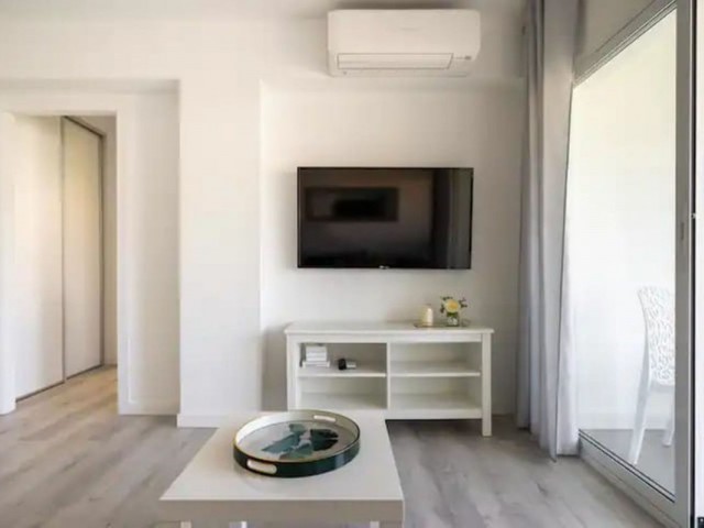 Apartment, Nueva Andalucia, R4733596