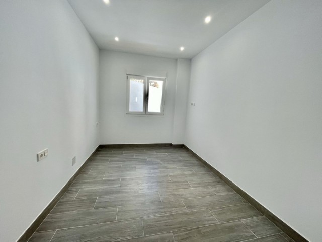 Apartment, Fuengirola, R3994492