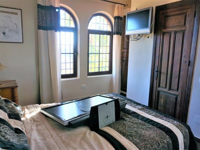 4 Schlafzimmer Villa in Benamocarra