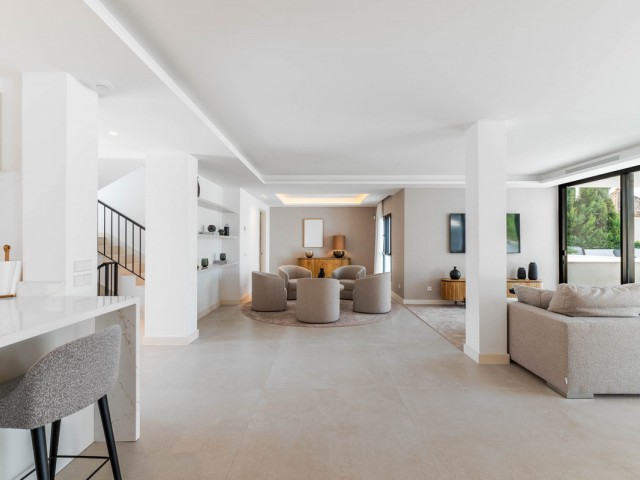 Villa avec 5 Chambres  à El Rosario