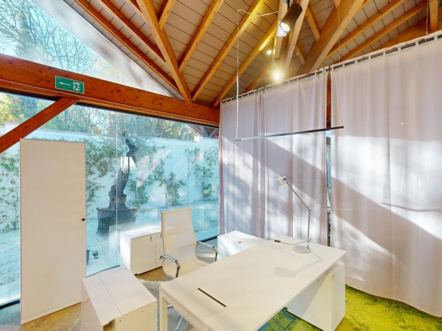 Liikekiinteistö Torremolinos
