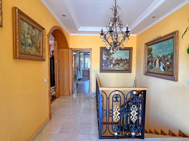 6 Makuuhuoneen Huvila Reserva de Marbella