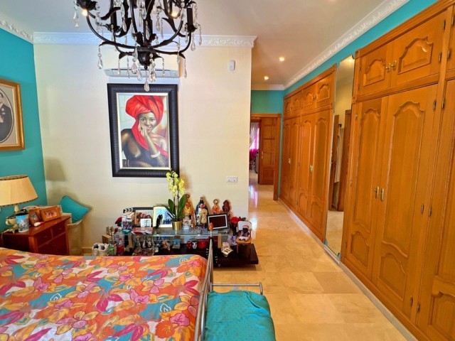6 Makuuhuoneen Huvila Reserva de Marbella