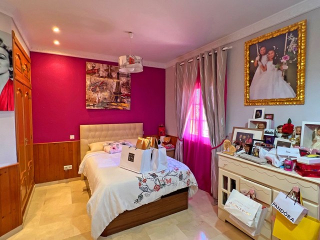 6 Makuuhuoneen Huvila Reserva de Marbella