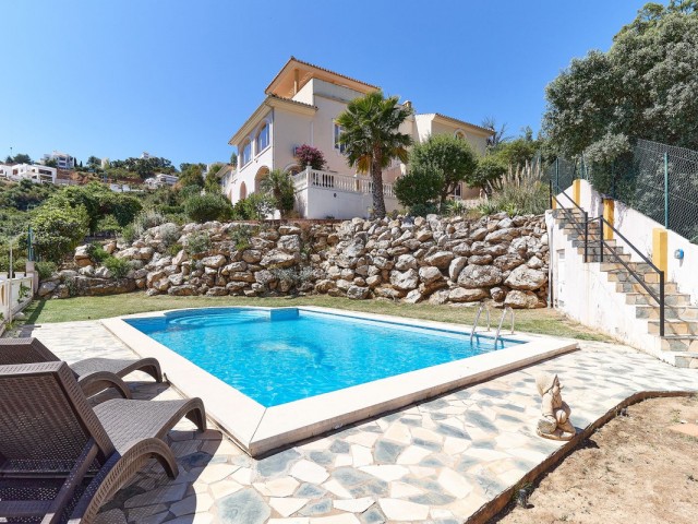 6 Slaapkamer Villa in La Mairena