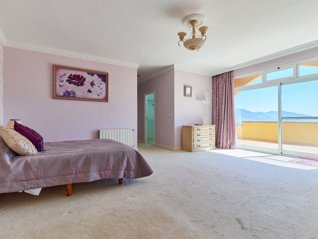 6 Slaapkamer Villa in La Mairena