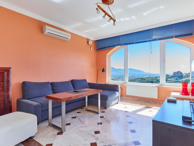 6 Slaapkamer Villa in La Mairena