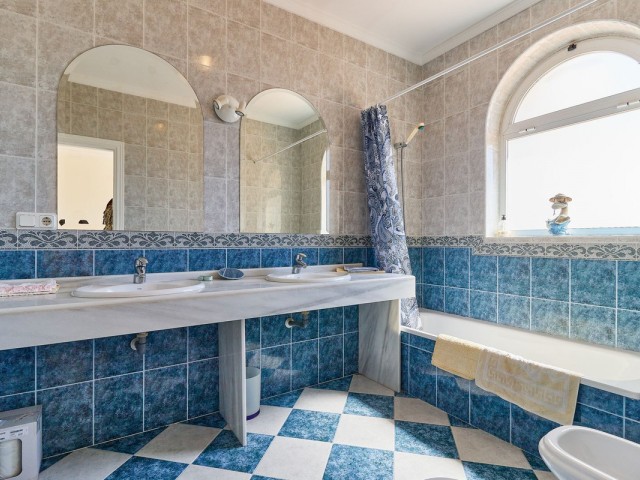 6 Slaapkamer Villa in La Mairena
