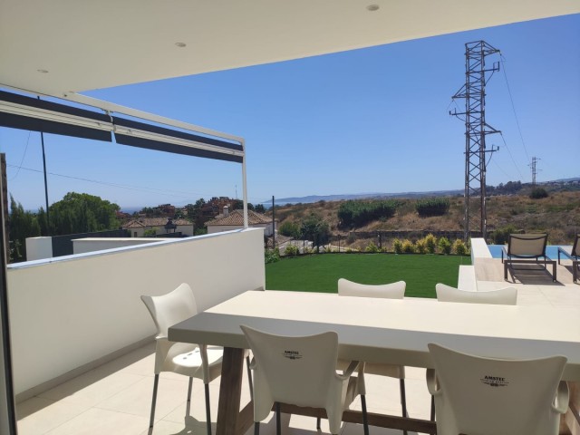 4 Sovrums Villa i Estepona