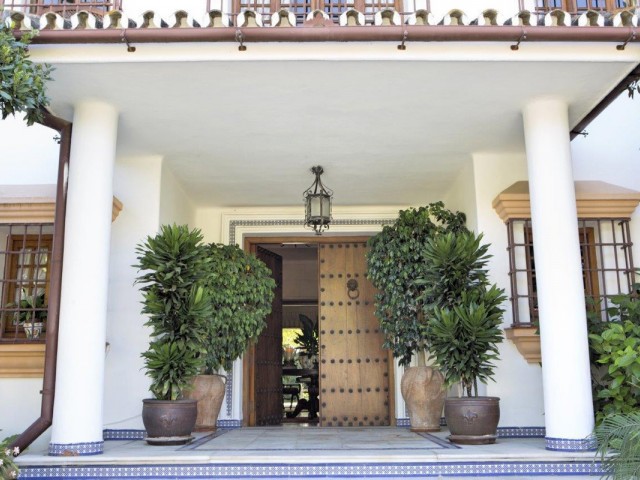 Villa, Guadalmina Baja, R4000669