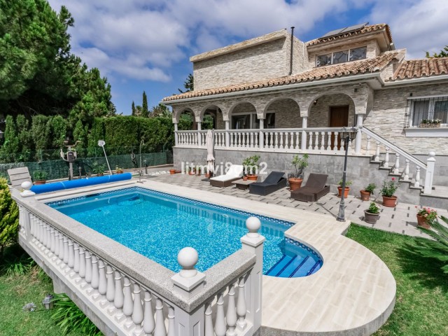 Villa Artola - R4747441