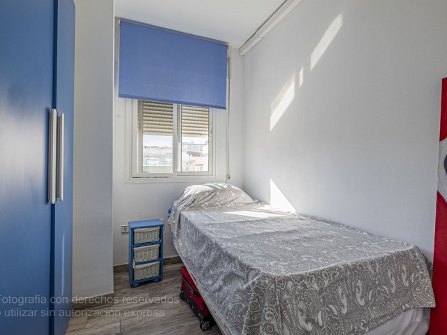 Maison mitoyenne avec 3 Chambres  à Málaga