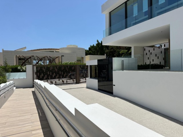 4 Slaapkamer Villa in Nueva Andalucía