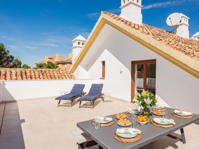 Penthouse avec 4 Chambres  à The Golden Mile