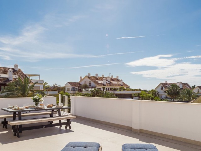 Penthouse avec 4 Chambres  à The Golden Mile