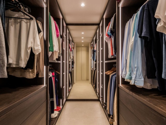 Penthouse avec 4 Chambres  à The Golden Mile