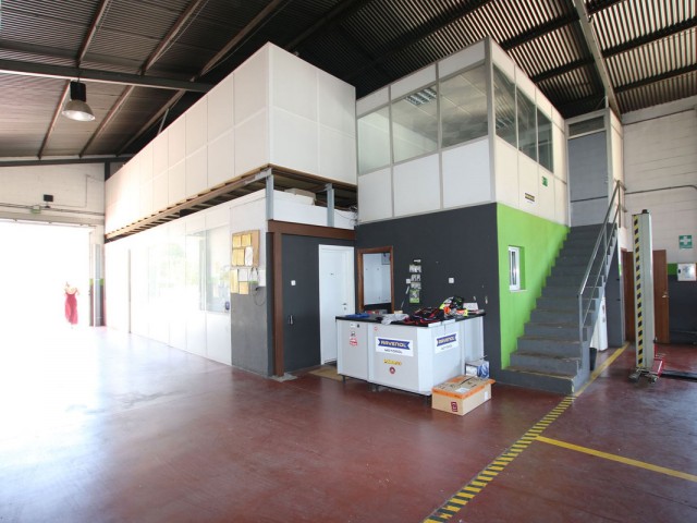 Commercial in Alhaurín el Grande