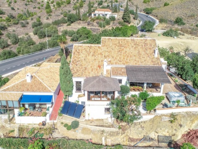 6 Sovrums Villa i Mijas Costa