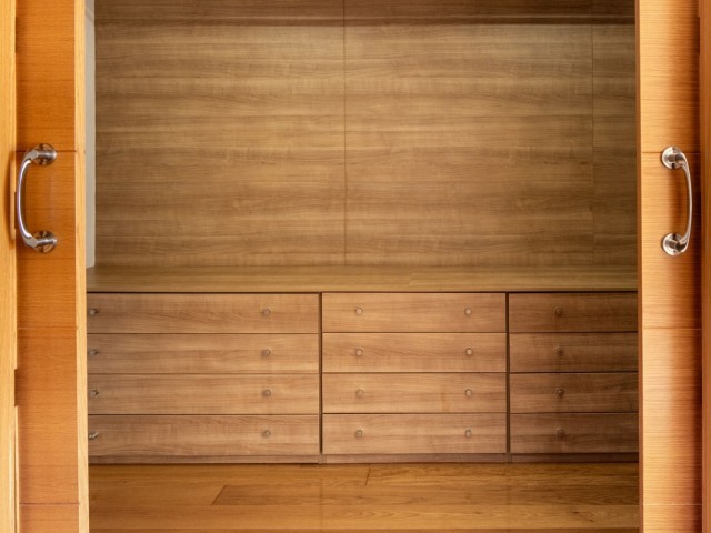 Ático con 3 Dormitorios  en Guadalmina Baja