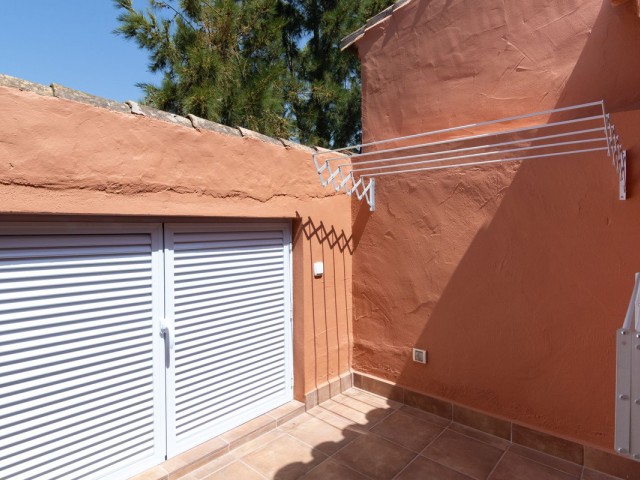 Penthouse avec 3 Chambres  à Guadalmina Baja