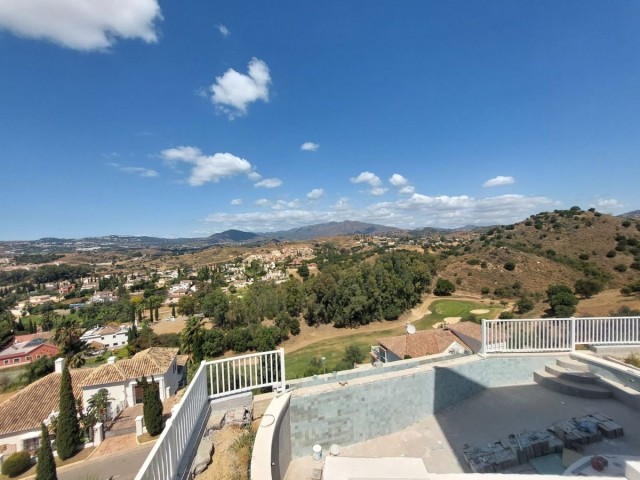 Villa avec 4 Chambres  à Mijas Golf