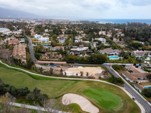  Grundstück in Guadalmina Baja