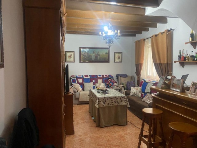 Villa avec 7 Chambres  à Alora