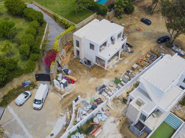 6 Bedrooms Villa in New Golden Mile