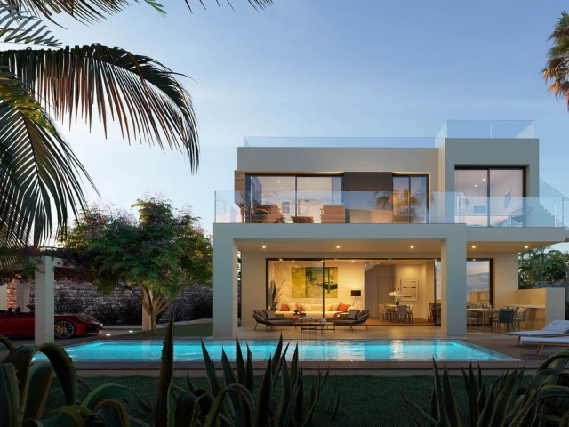 6 Bedrooms Villa in New Golden Mile