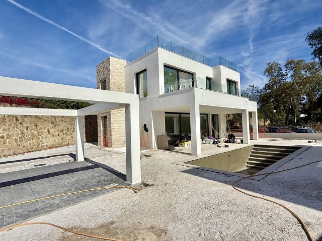 6 Soveroms Villa i New Golden Mile