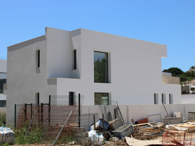 6 Schlafzimmer Villa in Atalaya