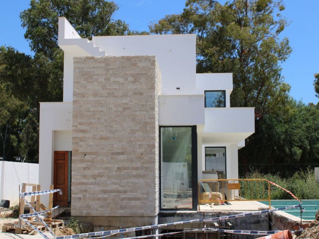 6 Schlafzimmer Villa in Atalaya