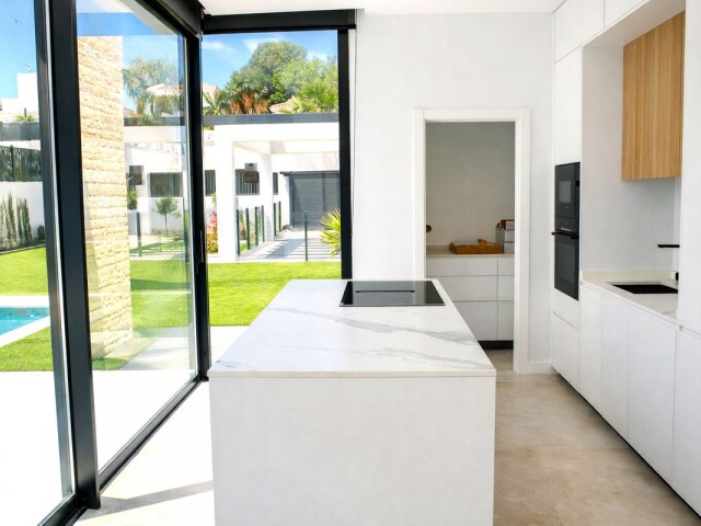 6 Soveroms Villa i Atalaya