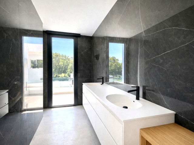 6 Soveroms Villa i Atalaya