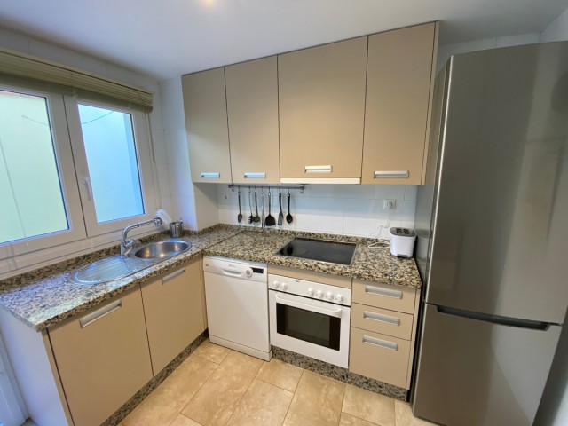 Apartment, Carvajal, R4753321