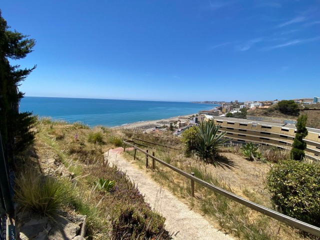 Apartamento con 2 Dormitorios  en Carvajal