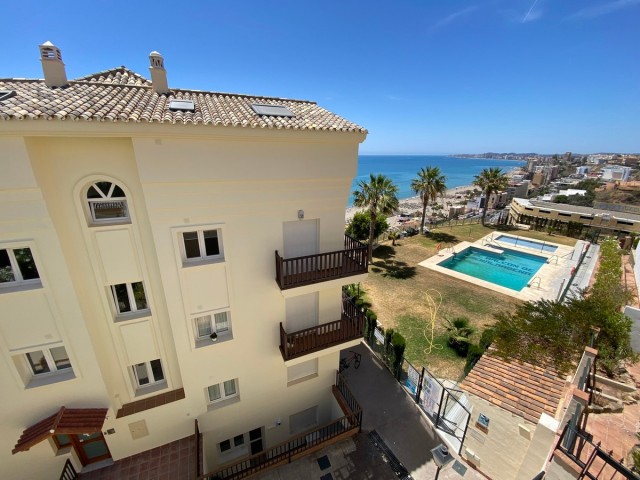 Apartamento con 2 Dormitorios  en Carvajal