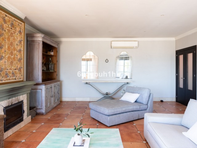 7 Slaapkamer Rijtjeshuis in Alhaurín de la Torre