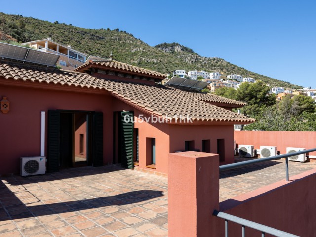 7 Slaapkamer Rijtjeshuis in Alhaurín de la Torre