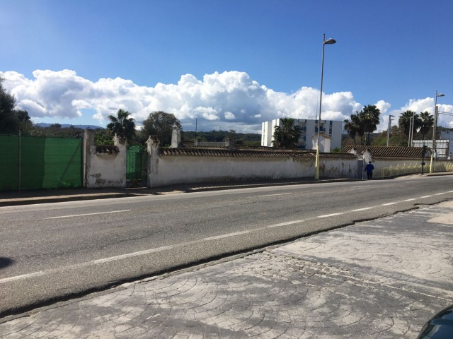 Comercial con 0 Dormitorios  en San Roque