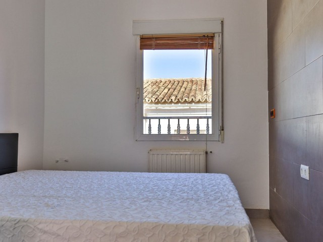 Maison mitoyenne avec 4 Chambres  à Mijas